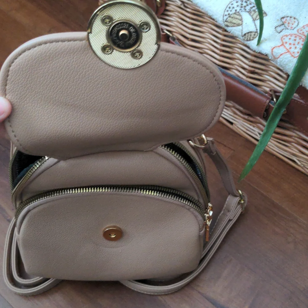 Mini Purse - Picture 2 of 4
